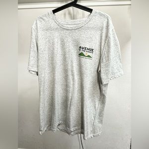 Old Navy Graphic T-Shirt - Silver